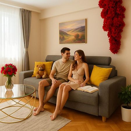 City View Apartment With Private Balcony Βουκουρέστι Εξωτερικό φωτογραφία