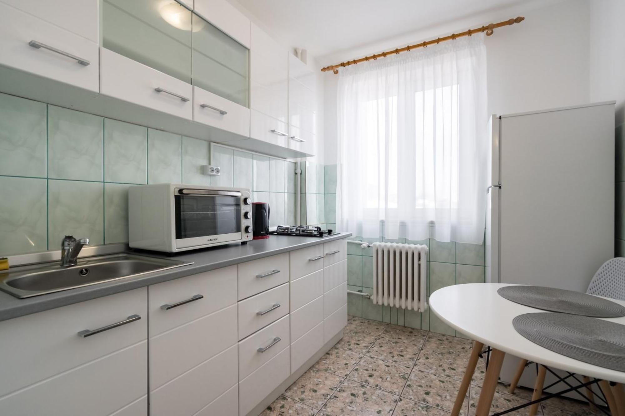 City View Apartment With Private Balcony Βουκουρέστι Εξωτερικό φωτογραφία