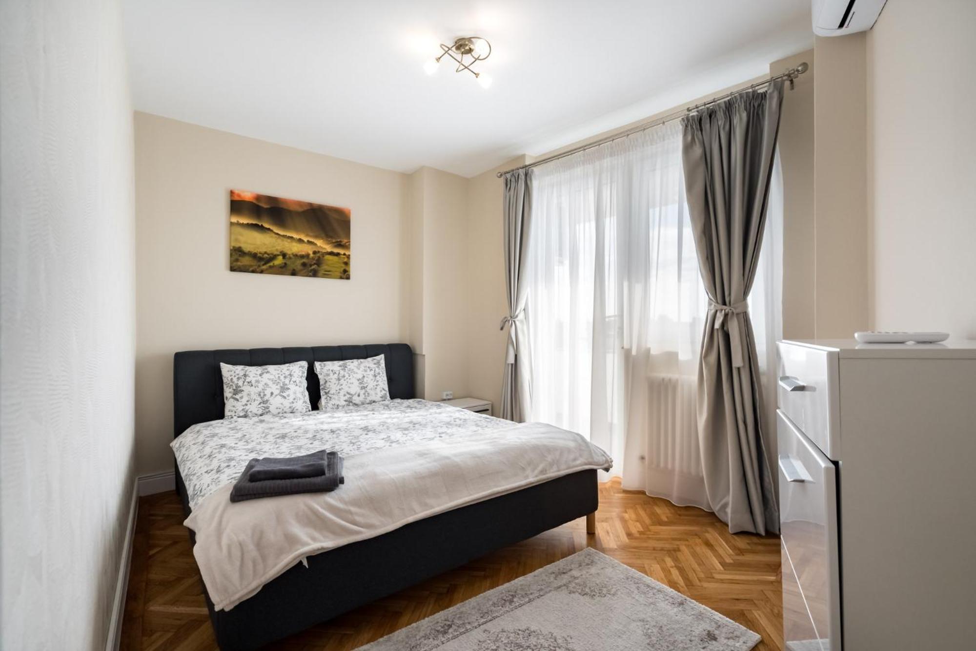 City View Apartment With Private Balcony Βουκουρέστι Εξωτερικό φωτογραφία