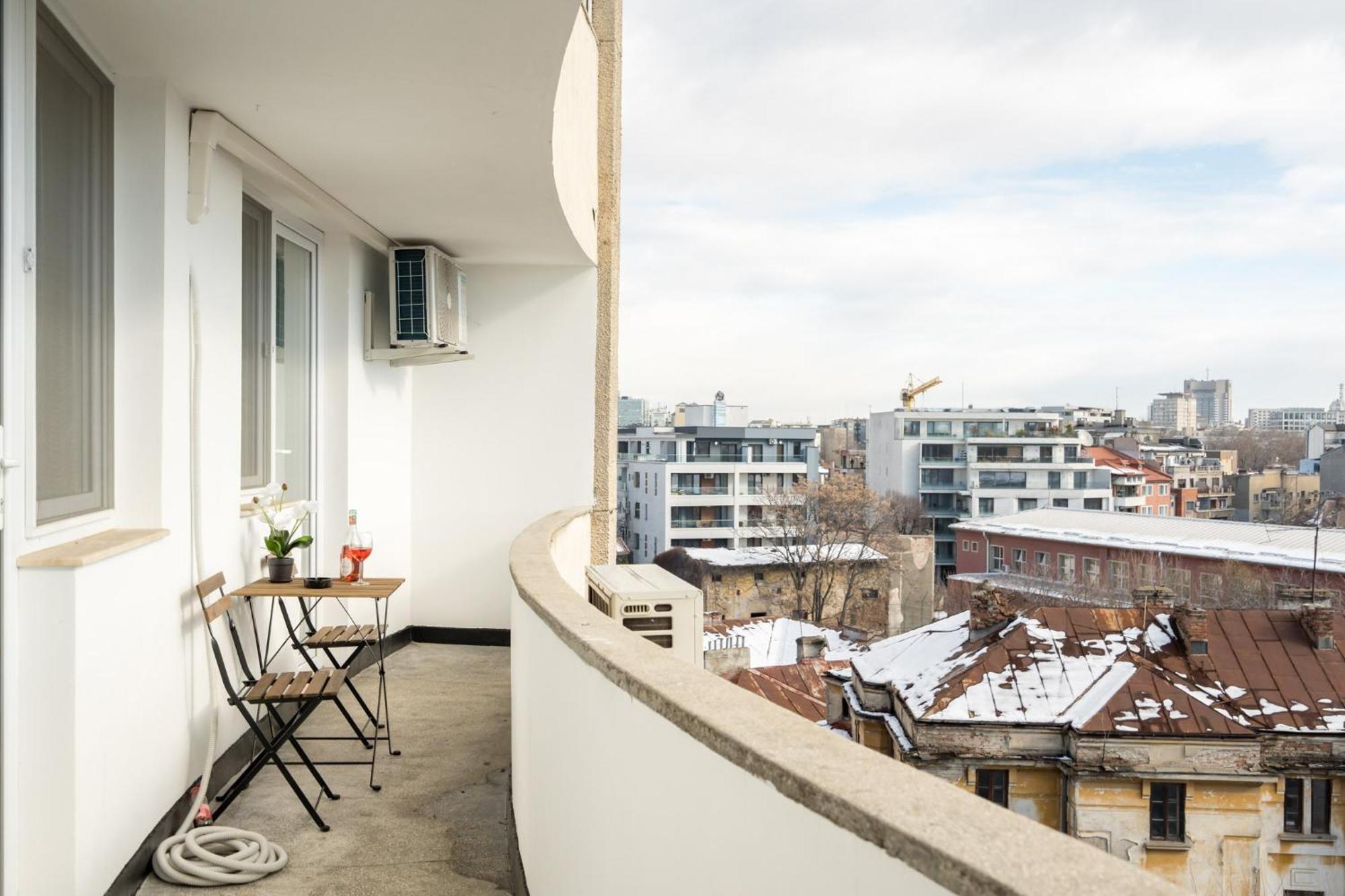 City View Apartment With Private Balcony Βουκουρέστι Εξωτερικό φωτογραφία