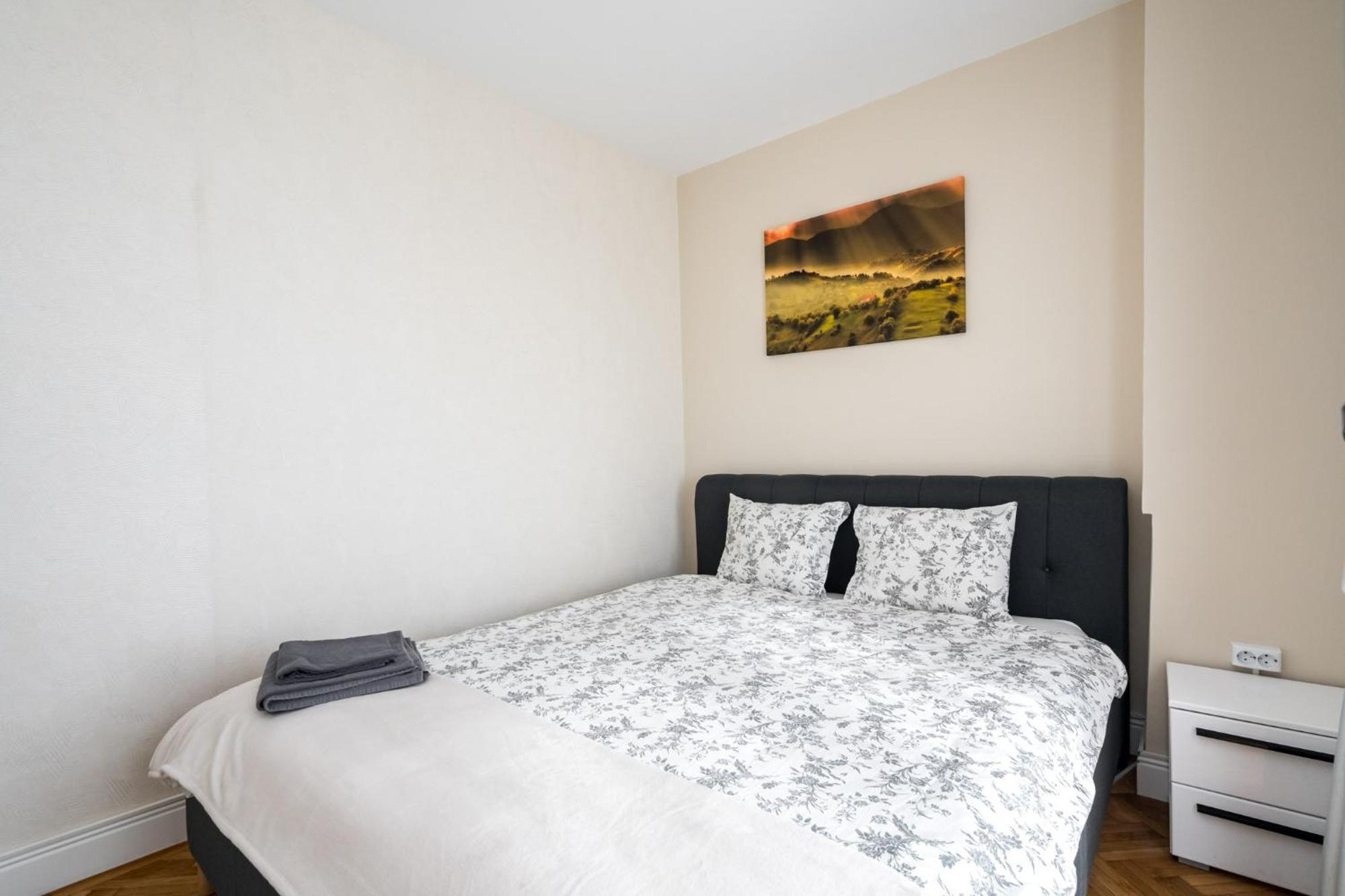 City View Apartment With Private Balcony Βουκουρέστι Εξωτερικό φωτογραφία